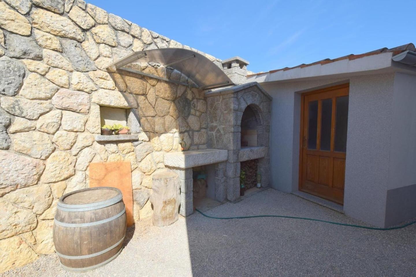 Apartments Insula Insule - Rustic & Peaceful Skrbcici Exterior photo